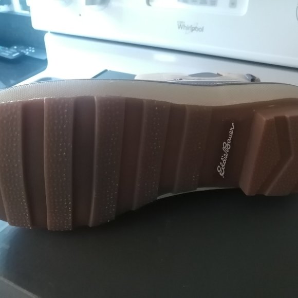 Eddie Bauer boots - Picture 2 of 4